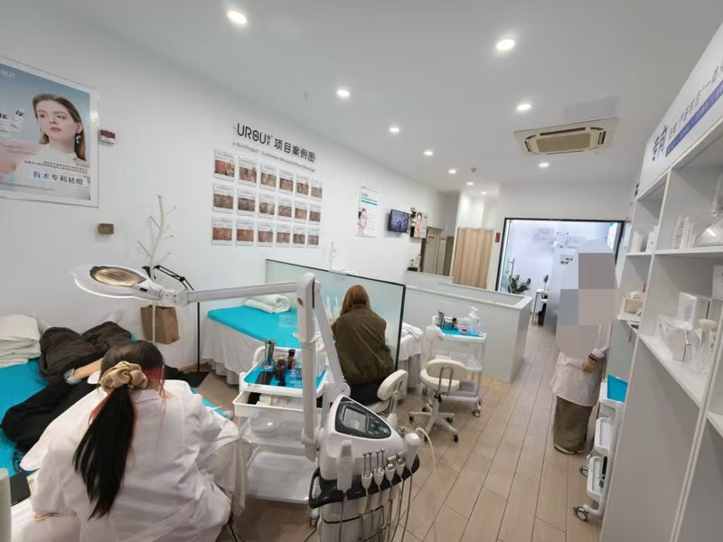 好运转（有术美容店）嘉兴市春江中心精装60㎡美容店转让